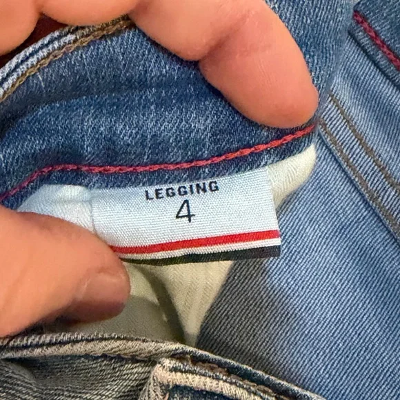 Tommy Hilfiger Women's Blue Skinny Jeans with Knee Rips - Picture 3 of 4